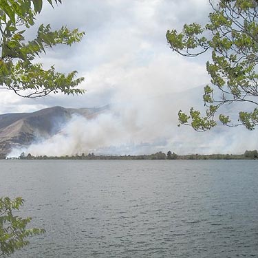 brush fire north of Wenatchee, 2 June 2012