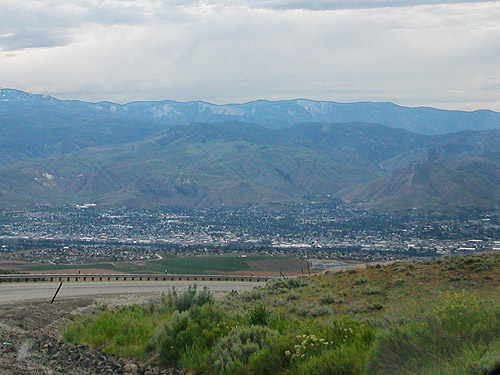 Wenatchee Valley from Badger Mountain Road, 20 May 2016
