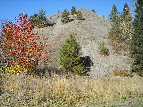 The Slag Pile, mining landmark, Coal Mines Trail, Roslyn, Washington