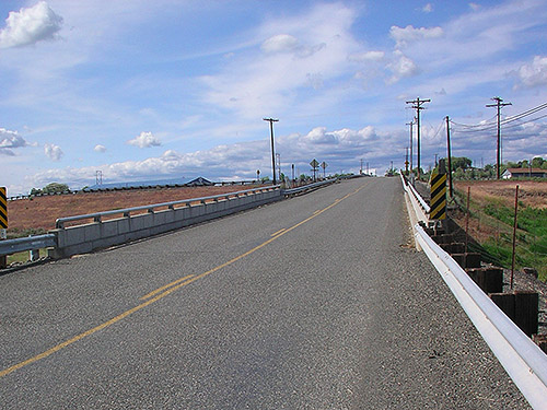 bridge across Parke Creek, south of East Kittitas, Kittitas County, Washington