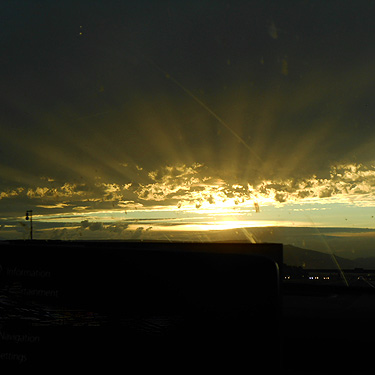 pre-sunset on way to Seattle from Stevens County, 8 October 2025