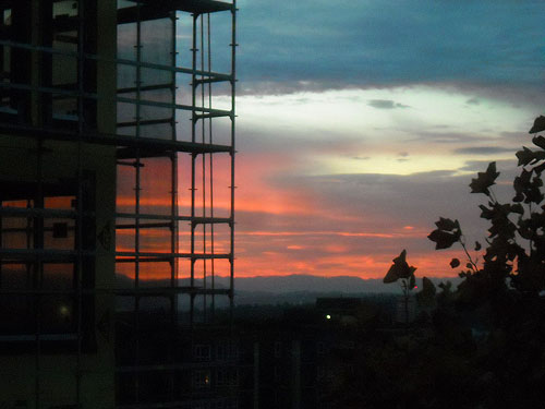 sunrise from Rod's apartment window, 7th Ave NE, Seattle, WA on 30 Oct 2013