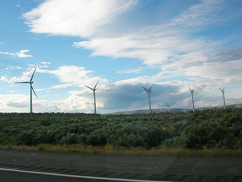 wind turbines viewed from Interstate 90 between Vantage and Kittitas, Washington on 19 May 2017