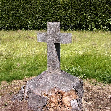 cross carved from stump, Bethany Lutheran Cemetery, Nugents Corner, Whatcom County, Washington
