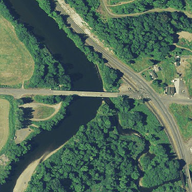 town of Porter and Porter Bridge, Grays Harbor County, Washington, 2013 aerial photo