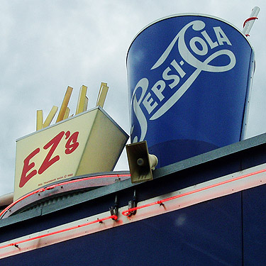 roof decorations of E-Z's Burger Deluxe, Wenatchee, Washington
