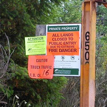 fire closure sign, Green Diamond timberland near Matlock, WA, 10 July 2015
